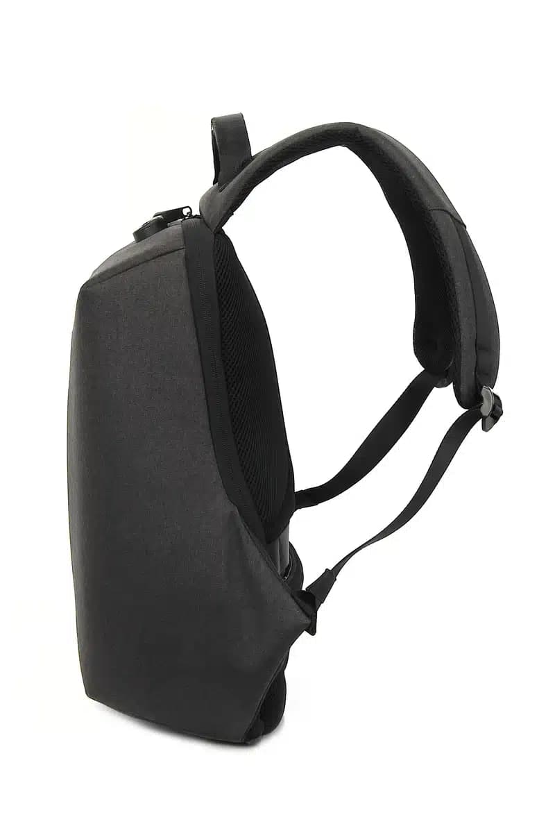 Promate Defender-16 Anti-Theft Backpack for 16” Laptop with Integrated USB Charging Port thumbnail 4